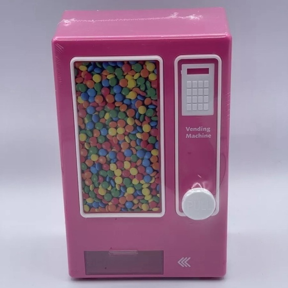 1000 ml Vending Machine Dry Food Dispenser
Pink - Bullseye's Playground™ - Picture 10 of 10
